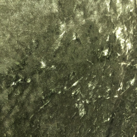 Army Green Crush Velvet KIMONO - Picture 1 of 2